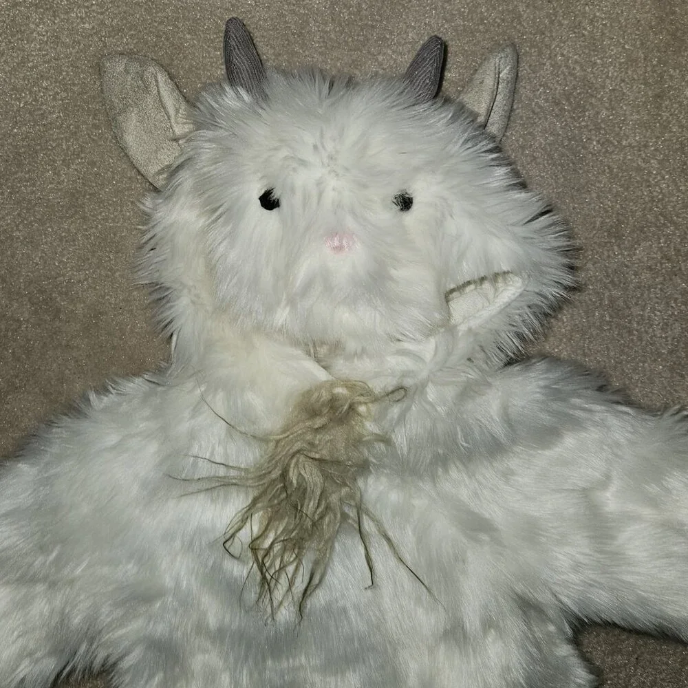 Pottery Barn Kids White Goat Halloween Costume Boy Girl Baby 0-6 Months SOFT